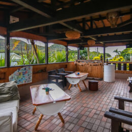 奄美のゲストハウスうふた